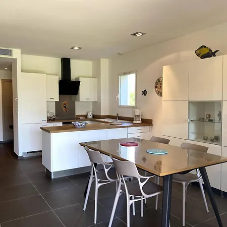 T3cj N14 アパート Pinarellu